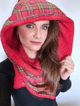 Carica l'immagine nel visualizzatore di Gallery, SCIAPPUCCIO INVERNALE