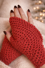 Carica l'immagine nel visualizzatore di Gallery, Mezzi guanti Improbabili
