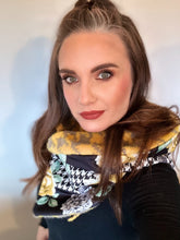 Carica l'immagine nel visualizzatore di Gallery, SCIAPPUCCIO INVERNALE
